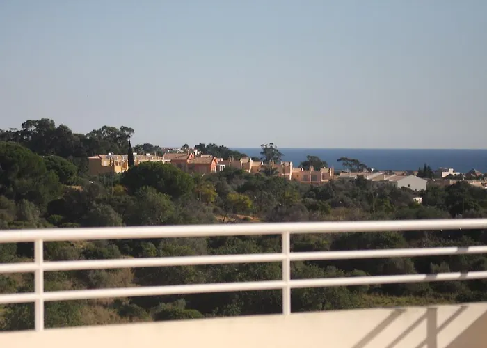 Appartamento Lovely New W/ Pool Albufeira