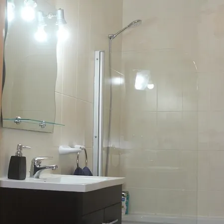 Apartment Lovely New W/ Pool *